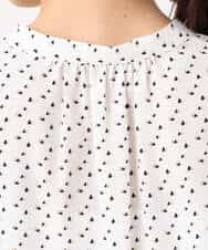 FOBGD39150 MK MICHEL KLEIN(MK ミッシェルクラン) ミニトライアングル幾何柄ブラウス/接触冷感/UVカット/洗える アイボリー