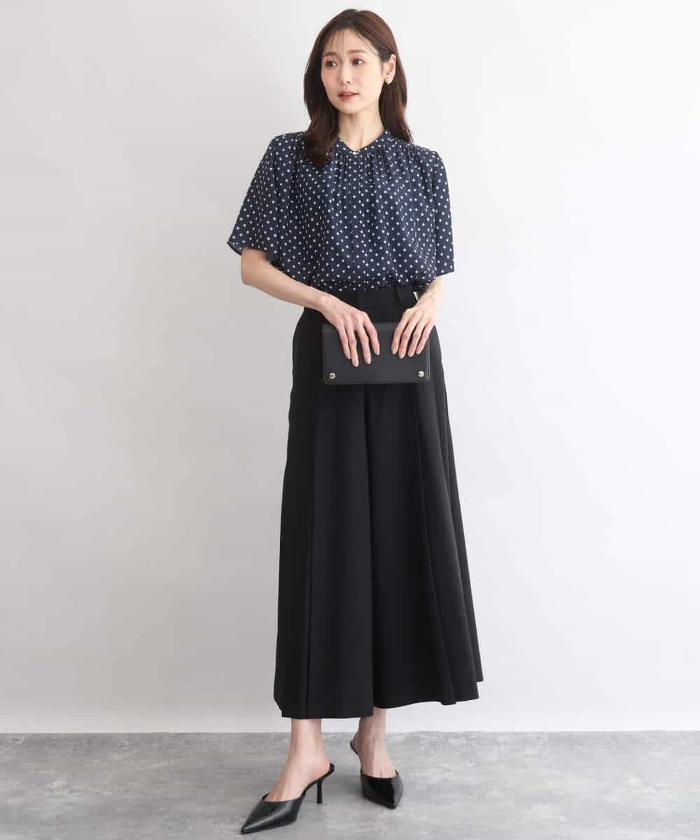 FOBGD51150 MK MICHEL KLEIN(MK ミッシェルクラン) [UVカット/接触冷感/洗える]フレアスリーブ幾何柄ブラウス ネイビー