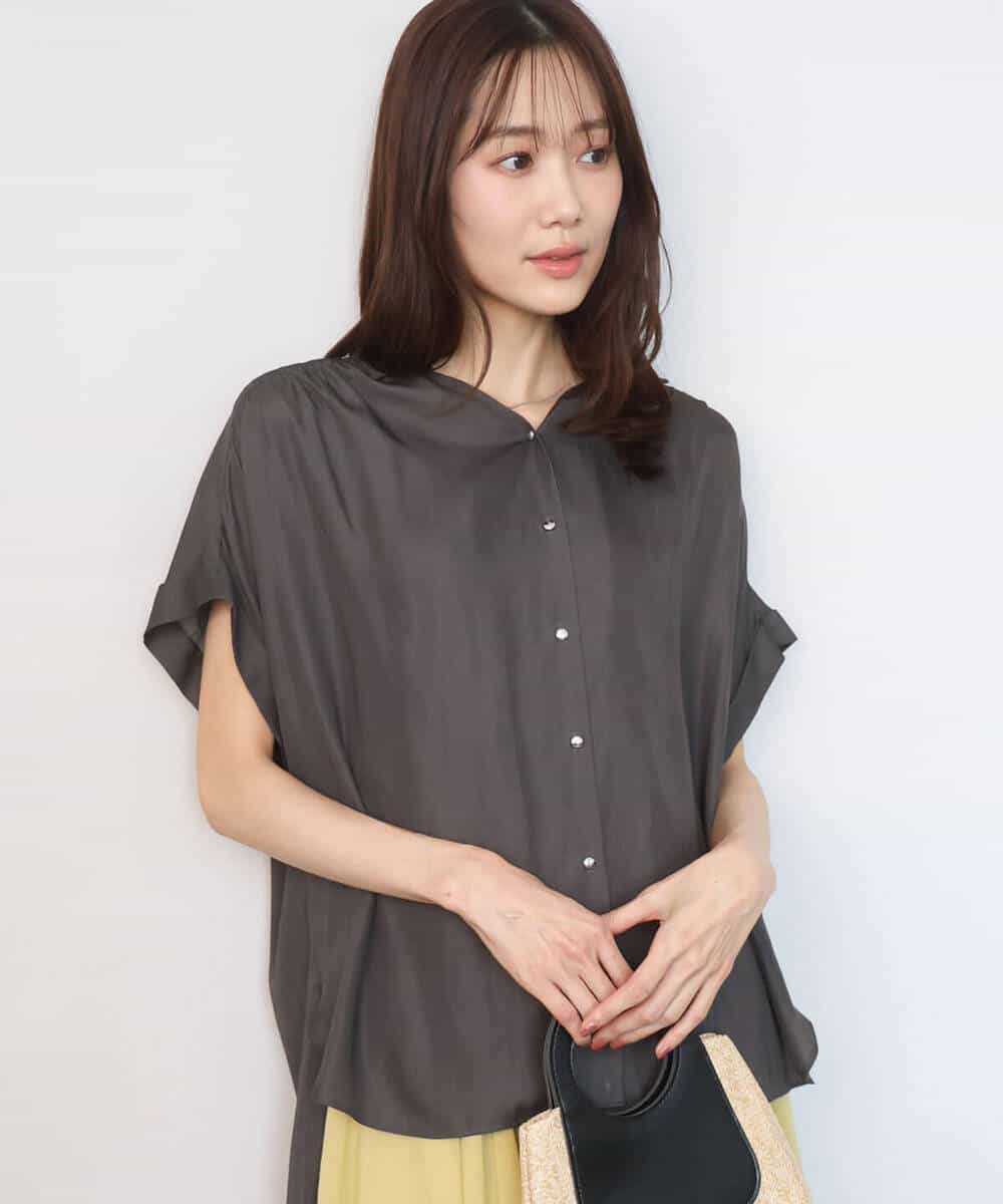 FOBGD68140 MK MICHEL KLEIN(MK ミッシェルクラン) [UVカット/接触冷感/洗える]メタル釦デザイン サテン地ブラウス ターコイズ