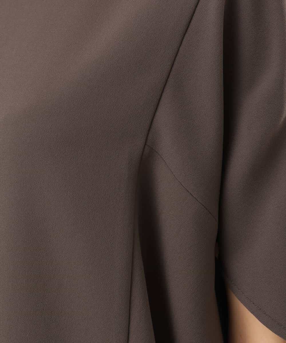 FOBHD66150 MK MICHEL KLEIN(MK ミッシェルクラン) [瞬美シリーズ/UVカット/接触冷感/速乾/洗える]梨地ジョーゼット 変形スリーブブラウス ブラウン