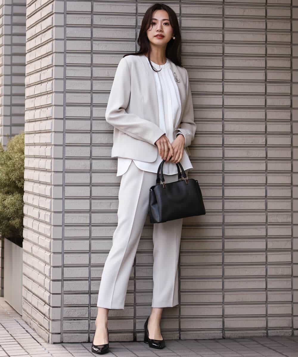 FOLDS10140 MK MICHEL KLEIN(MK ミッシェルクラン) ベーシックテーパードパンツ/Comfortシリーズ/制菌加工/洗える ライトベージュ