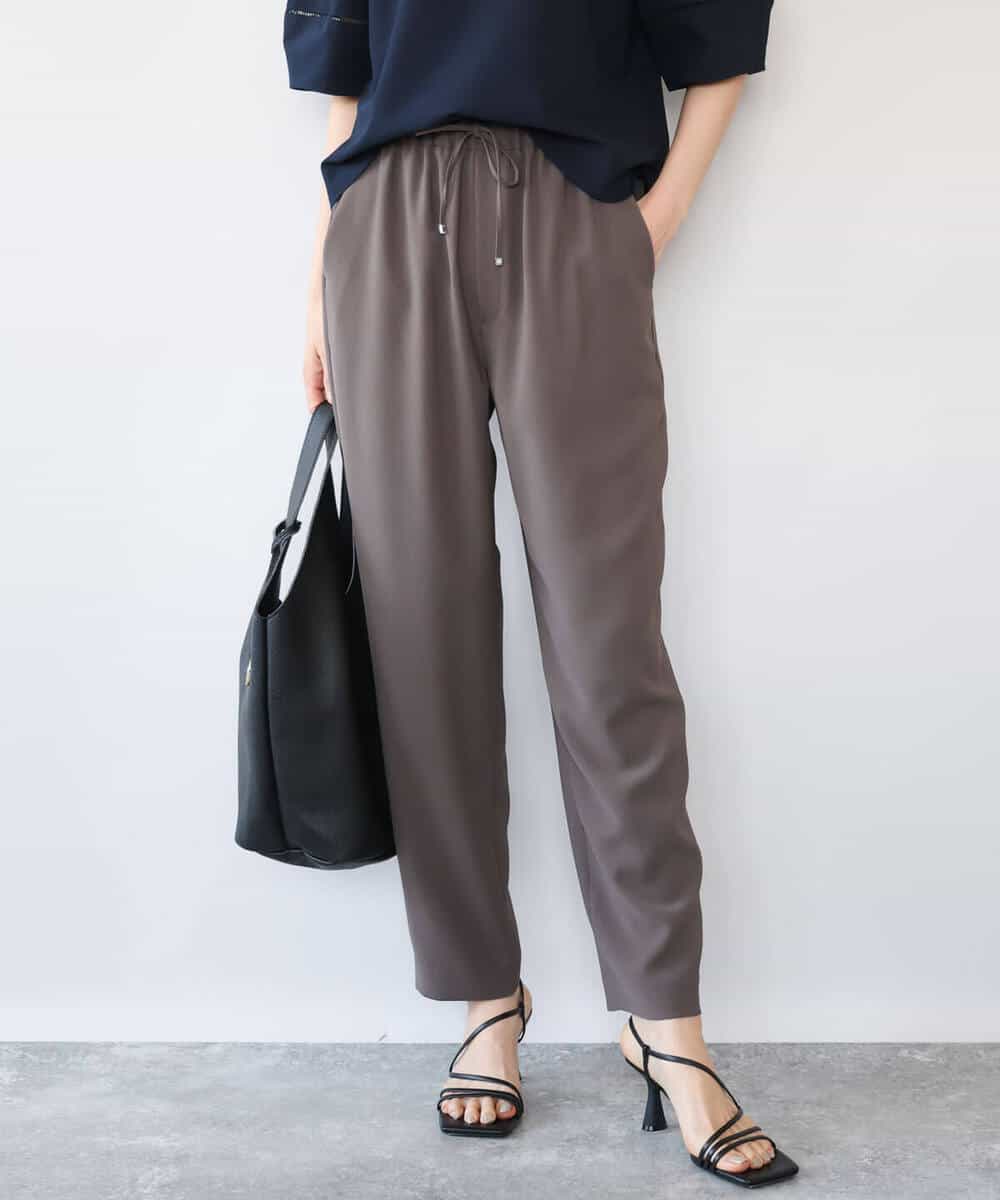 FOLHD66160 MK MICHEL KLEIN(MK ミッシェルクラン) [瞬美シリーズ/UVカット/接触冷感/速乾/洗える]梨地ジョーゼット テーパードパンツ ブラウン