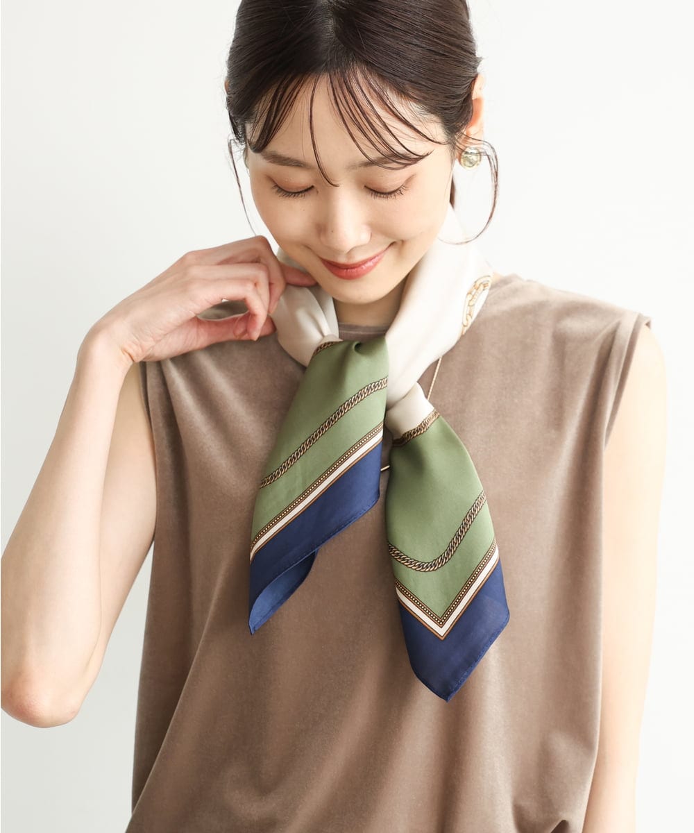 FR3JD23045 MK MICHEL KLEIN(MK ミッシェルクラン) [洗える]チェーンプリントスカーフ ネイビー