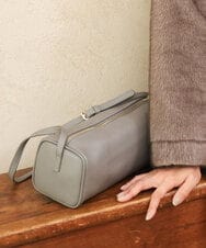 FR5AG40180 MK MICHEL KLEIN(MK ミッシェルクラン) シュリンクレザーショルダーバッグ グレー