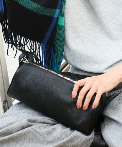 FR5AG40180 MK MICHEL KLEIN シュリンクレザーショルダーバッグ