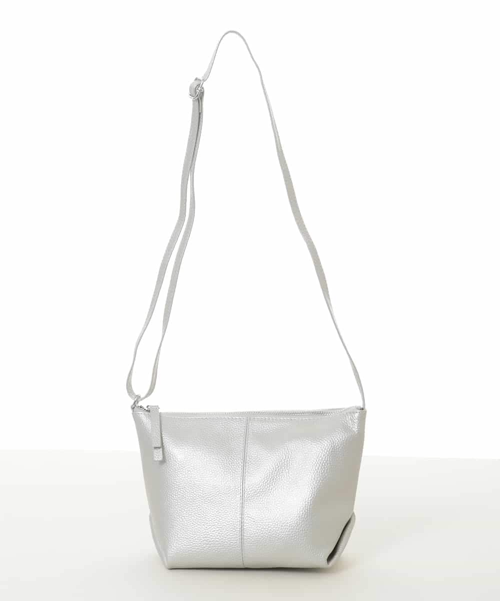 FR5GD01130 MK MICHEL KLEIN(MK ミッシェルクラン) シュリングレザー台形ショルダーバッグ シルバー