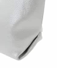 FR5GD01130 MK MICHEL KLEIN(MK ミッシェルクラン) シュリングレザー台形ショルダーバッグ シルバー