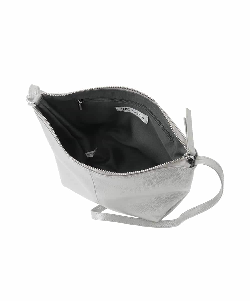 FR5GD01130 MK MICHEL KLEIN(MK ミッシェルクラン) シュリングレザー台形ショルダーバッグ シルバー