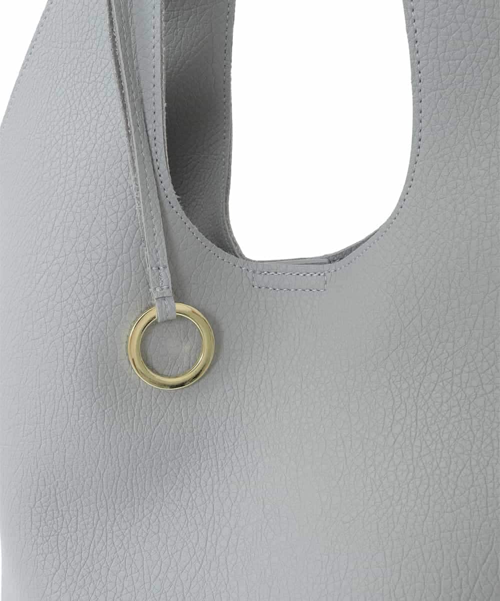 FR5GD02110 MK MICHEL KLEIN(MK ミッシェルクラン) [A4収納可]リングチャーム付きトートバッグ ライトグレー