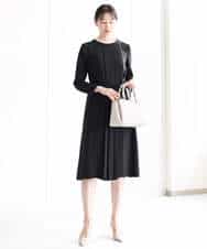 FUEDA01220 MK MICHEL KLEIN(MK ミッシェルクラン) サテンジョーゼット プリーツワンピース/洗える グレージュ
