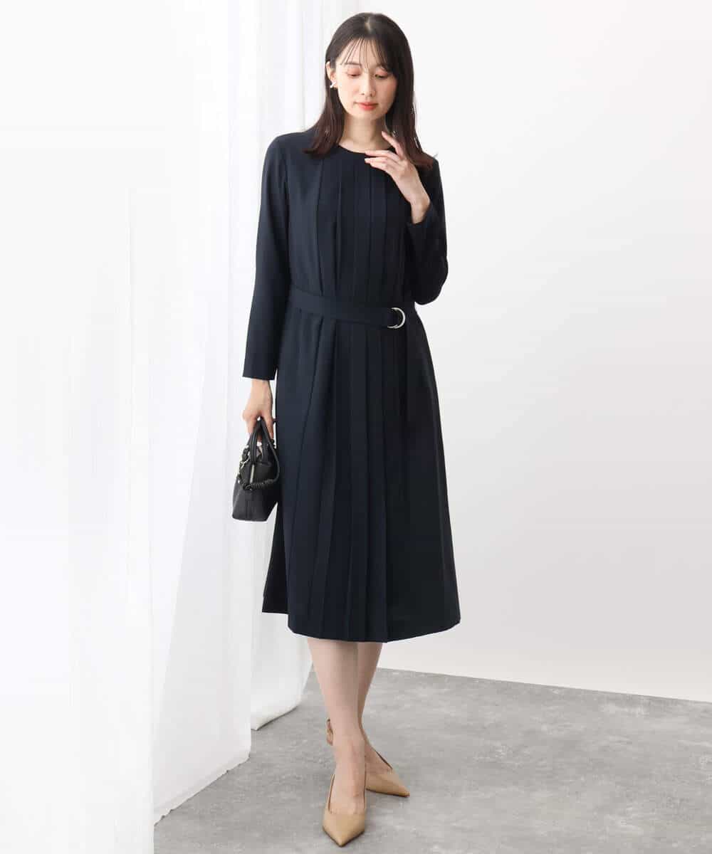 FUEDA01220 MK MICHEL KLEIN(MK ミッシェルクラン) サテンジョーゼット プリーツワンピース/洗える グレージュ
