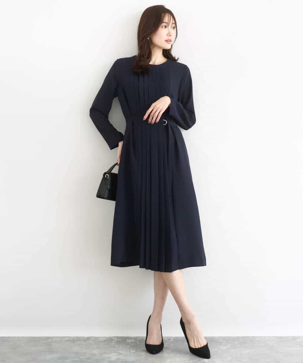 FUEDD03230 MK MICHEL KLEIN(MK ミッシェルクラン) サテンジョーゼット プリーツワンピース/洗える ライトグレー