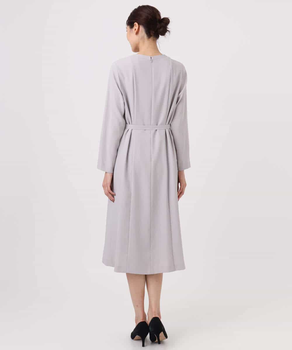 FUEDD03230 MK MICHEL KLEIN(MK ミッシェルクラン) サテンジョーゼット プリーツワンピース/洗える ライトグレー