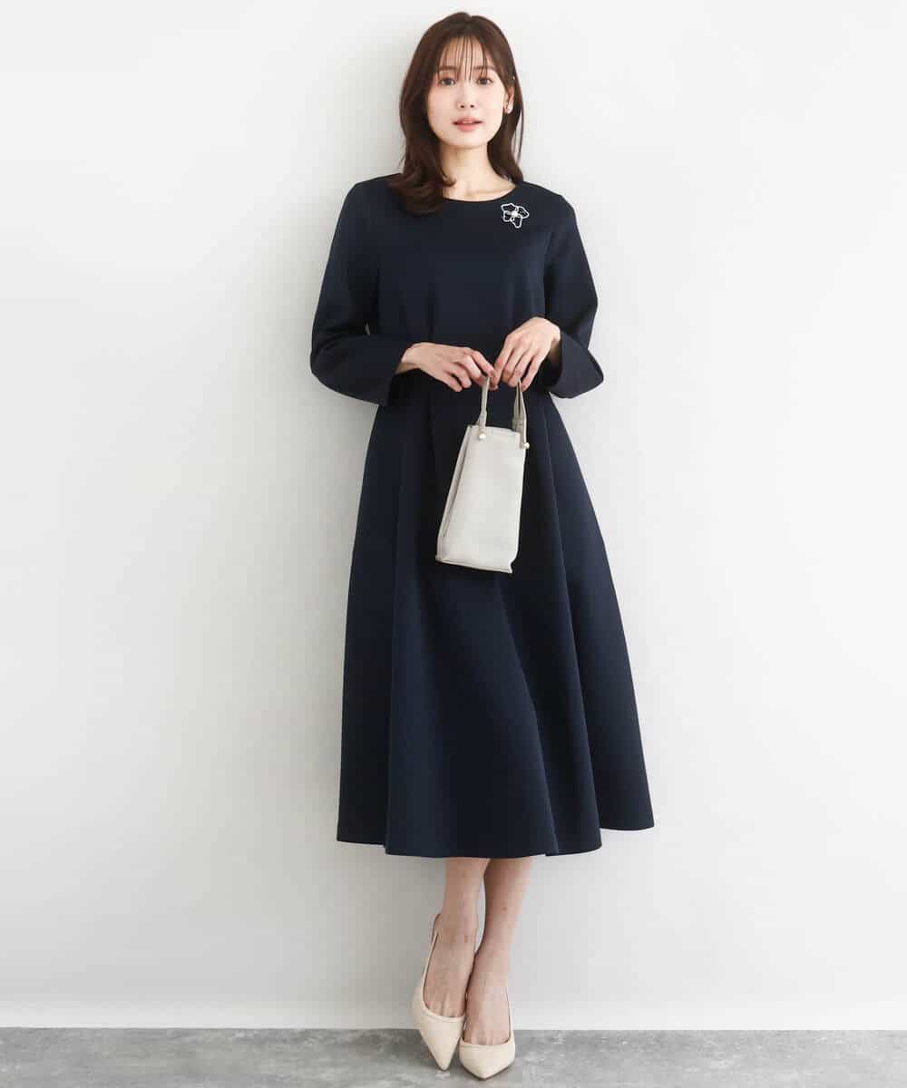 FUPFD01230 MK MICHEL KLEIN(MK ミッシェルクラン) スムースダンボール タックワンピース/洗える ライトグレー