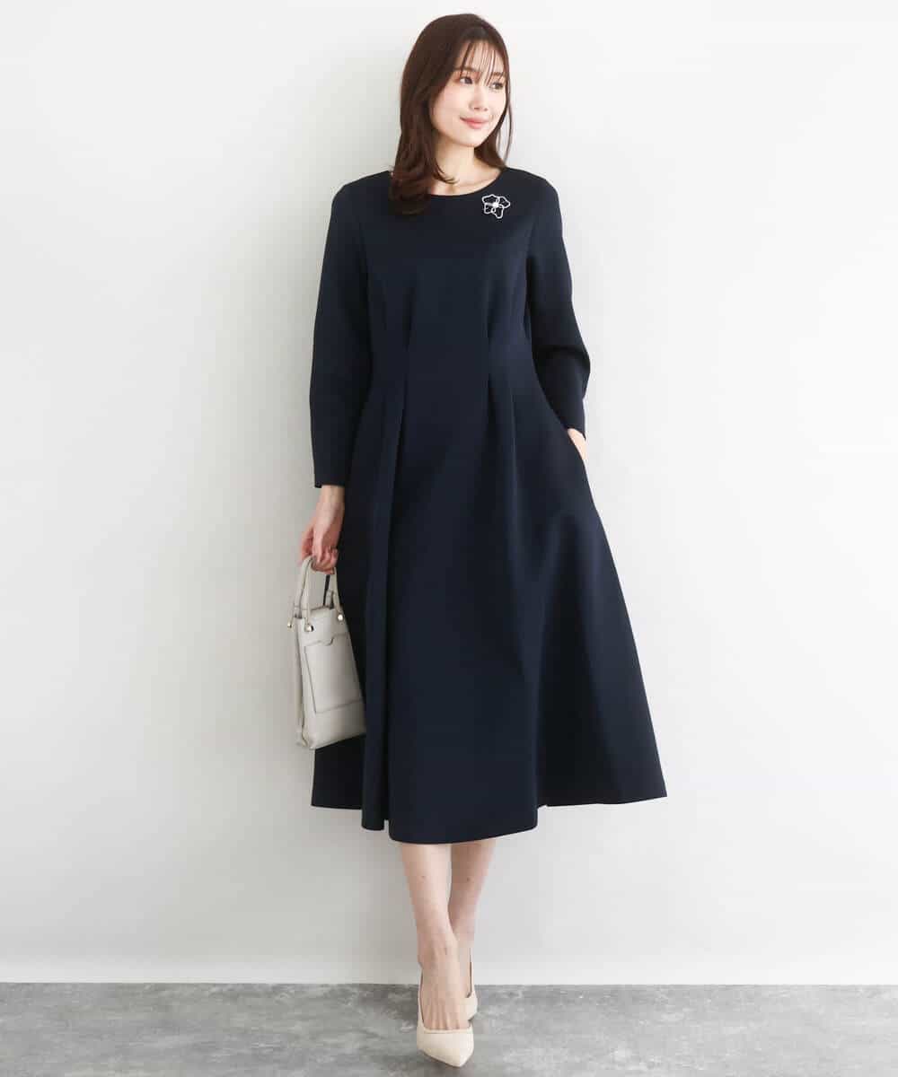 FUPFD01230 MK MICHEL KLEIN(MK ミッシェルクラン) スムースダンボール タックワンピース/洗える ライトグレー