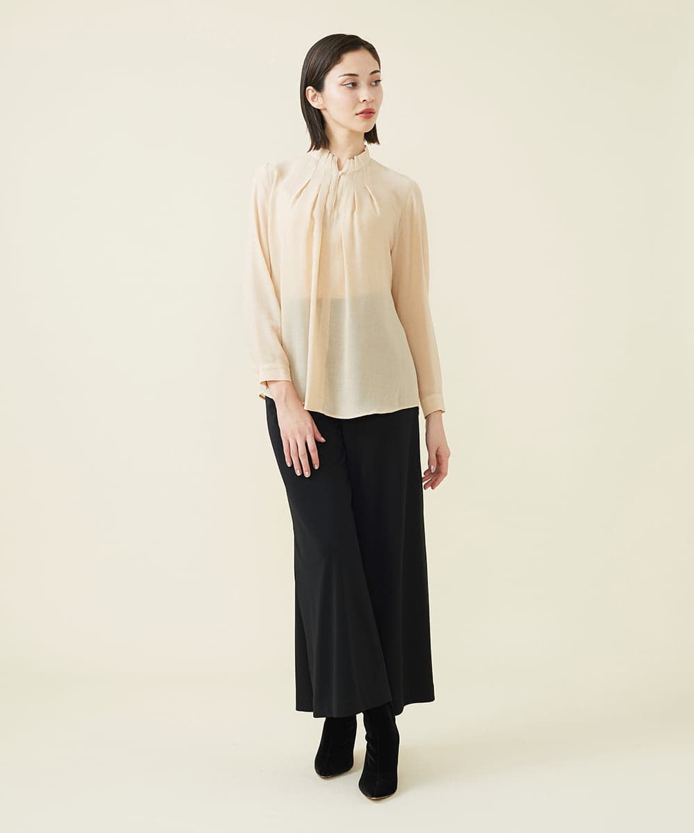 GBBAV09300 Sybilla(シビラ) スタンドタックカラーシアーブラウス ベージュ