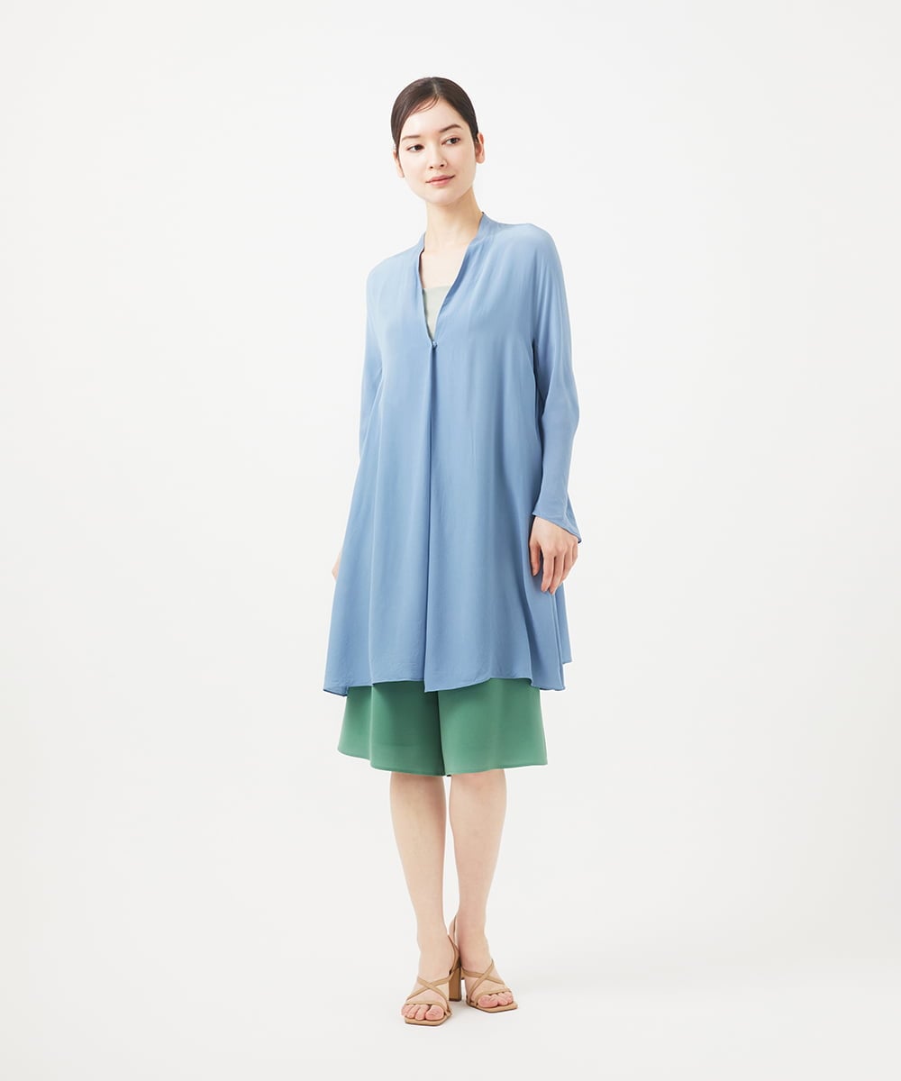 GBBEB07430 Sybilla(シビラ) Vネックロングブラウス ブルー