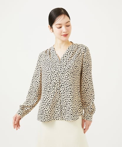 GBBEE03330 Sybilla ランダムドットプリントブラウス