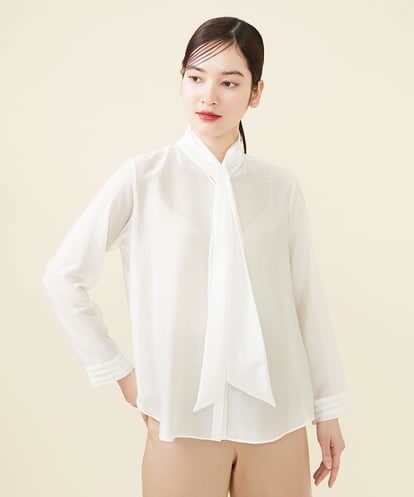 GBBEV13300  【メディア着用】ピンタックカラーボウタイブラウス