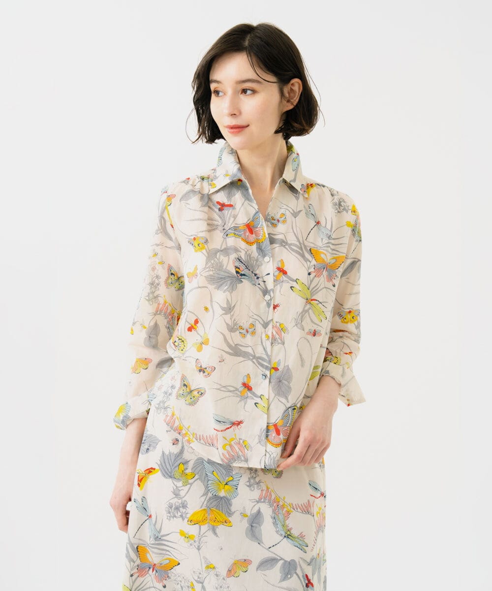 GBBGD09360 Sybilla(シビラ) バタフライ&フラワープリントシャツ アイボリー系