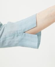 GBBGD33270 Sybilla(シビラ) ツイストVネックリネンブラウス ライトブルー