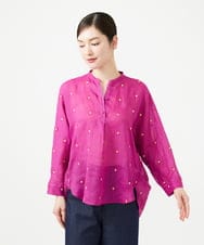 GBBGE41300 Sybilla(シビラ) ダイヤ刺繍リネンブラウス フューシャ