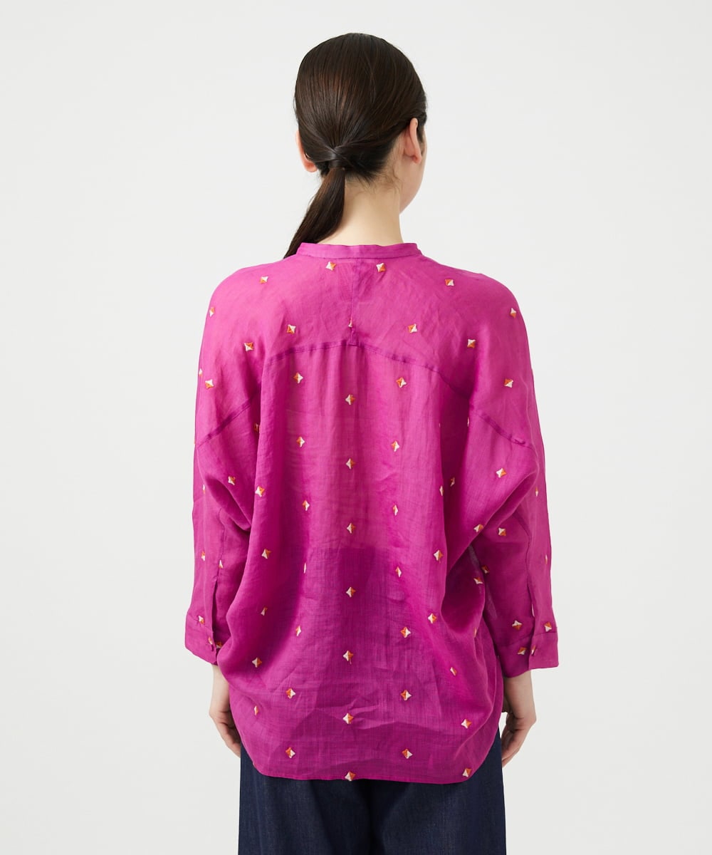 GBBGE41300 Sybilla(シビラ) ダイヤ刺繍リネンブラウス フューシャ