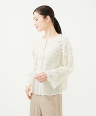 GBBHA36530 Sybilla(シビラ) 【INDIA】フラワーレースブラウス アイボリー