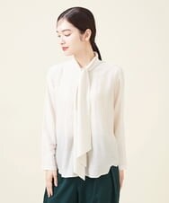 GBBJT11300 Sybilla(シビラ) カールマイヤーボウタイブラウス アイボリー