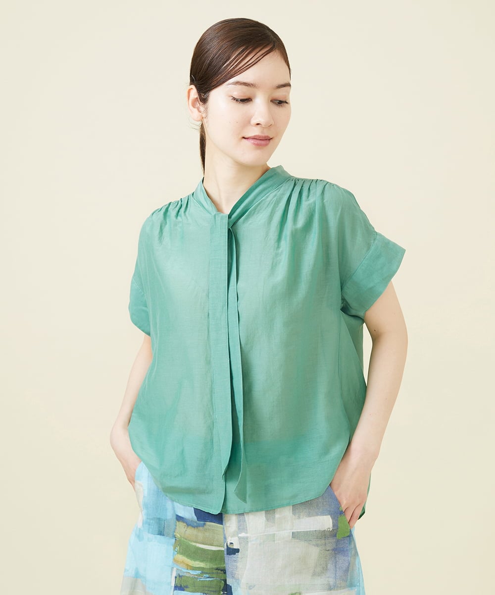 GBBJV05240 Sybilla(シビラ) シルクコットンボウタイブラウス グリーン
