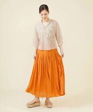 GBBJW02430 Sybilla(シビラ) フラワーテープ刺繍オーガンジーブラウス ベージュ