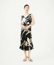 GBEAG01700 Sybilla(シビラ) フラワーシルエットプリントドレス ブラック