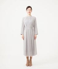 GBEAH03630 Sybilla(シビラ) センタープリーツ梨地ドレス ライトグレー