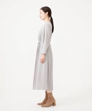 GBEAH03630 Sybilla(シビラ) センタープリーツ梨地ドレス ライトグレー