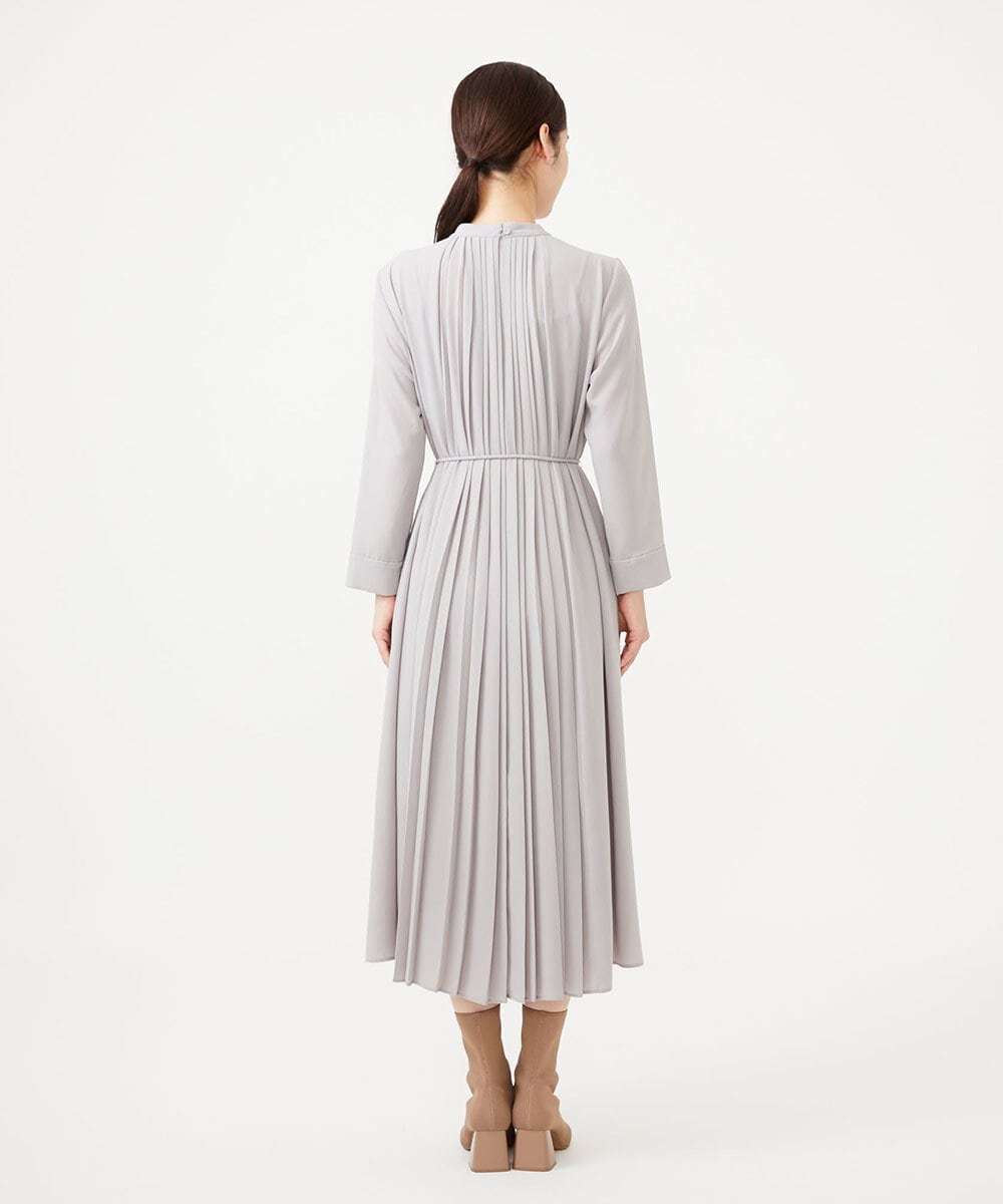 GBEAH03630 Sybilla(シビラ) センタープリーツ梨地ドレス ライトグレー