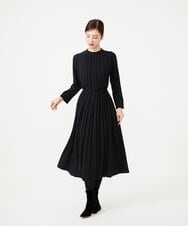GBEAH03630 Sybilla(シビラ) センタープリーツ梨地ドレス ブラック