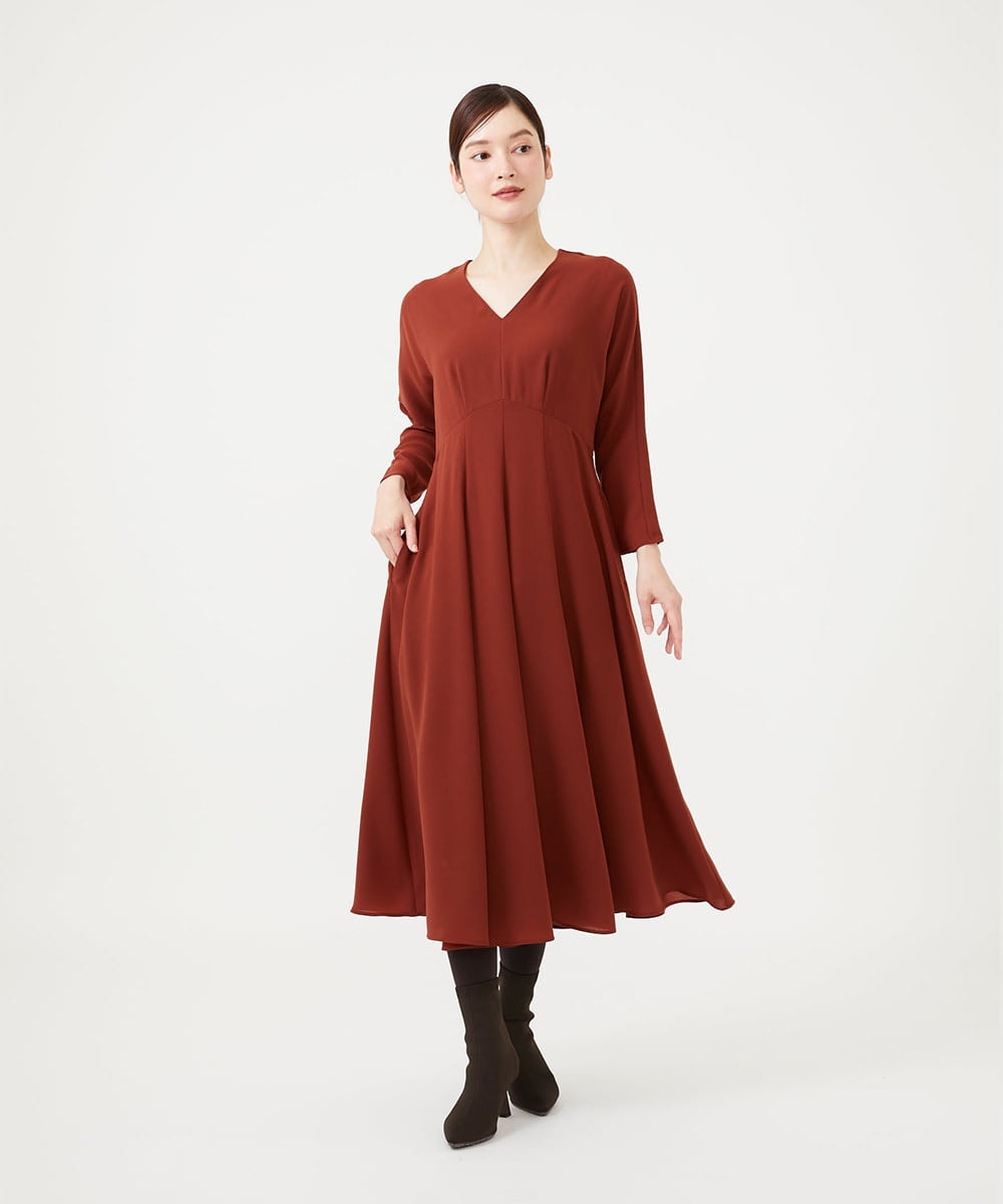 GBEAH40540 Sybilla(シビラ) ハイウエストVネックドレス ブラウン