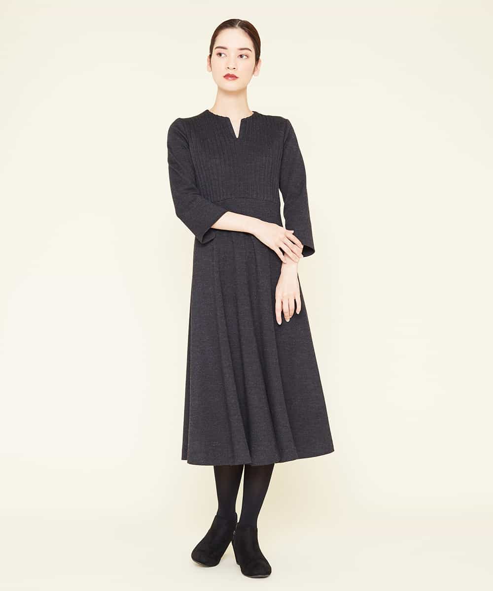 Sybilla シビラ 情報番組着用 ピンタックウールワンピース イトキンオンラインストア