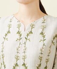 GBEAW78990 Sybilla(シビラ) フラワー刺繍リネンウールドレス グレージュ