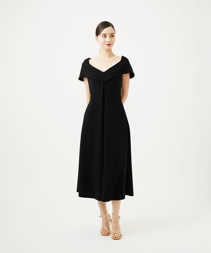 GBECD34900 Sybilla ワイドカラーVネックドレス