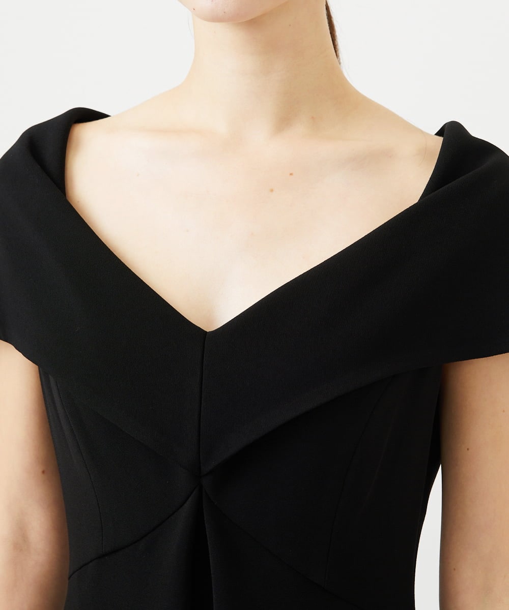 GBECD34900 Sybilla(シビラ) ワイドカラーVネックドレス ブラック