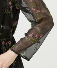 GBEED01900 Sybilla(シビラ) ドットフラワー刺繍ドレス ブラック