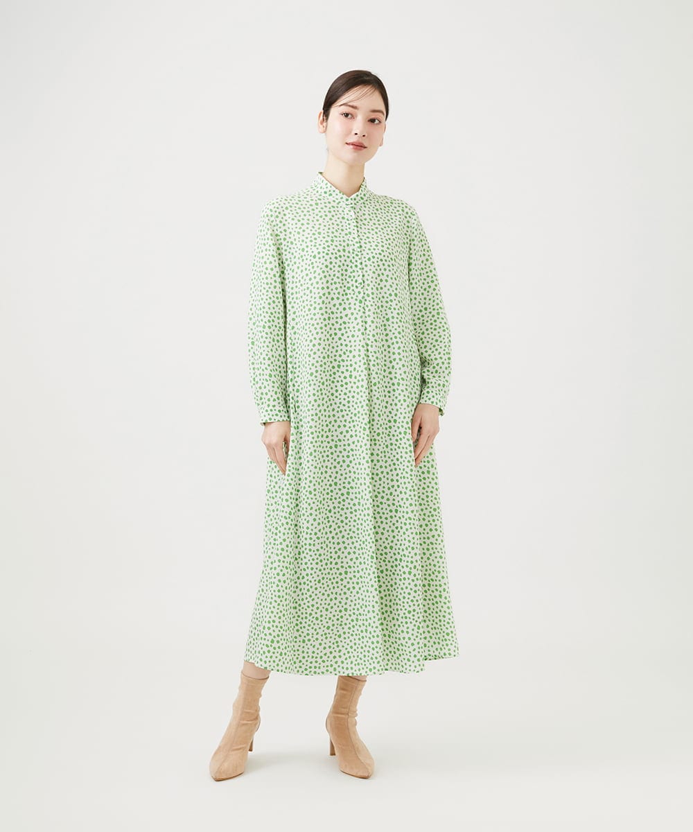 GBEEE03630 Sybilla(シビラ) ランダムドットプリントドレス グリーン×アイボリー