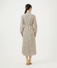 GBEEE03630 Sybilla(シビラ) ランダムドットプリントドレス ベージュ×ブラック