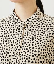 GBEEE03630 Sybilla(シビラ) ランダムドットプリントドレス ベージュ×ブラック