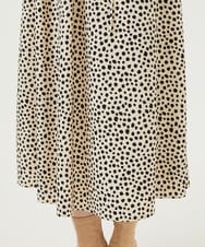 GBEEE03630 Sybilla(シビラ) ランダムドットプリントドレス ベージュ×ブラック