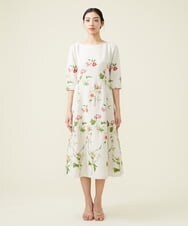 GBEET02990 Sybilla(シビラ) ピオニーエンブロイダリーワンピース ベージュ