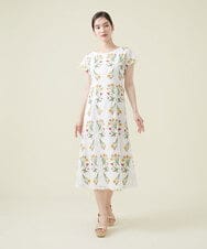 GBEGS19990 Sybilla(シビラ) シンメトリーフラワー刺繍コットンワンピース ホワイト