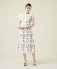 GBEGS19990 Sybilla(シビラ) シンメトリーフラワー刺繍コットンワンピース ホワイト
