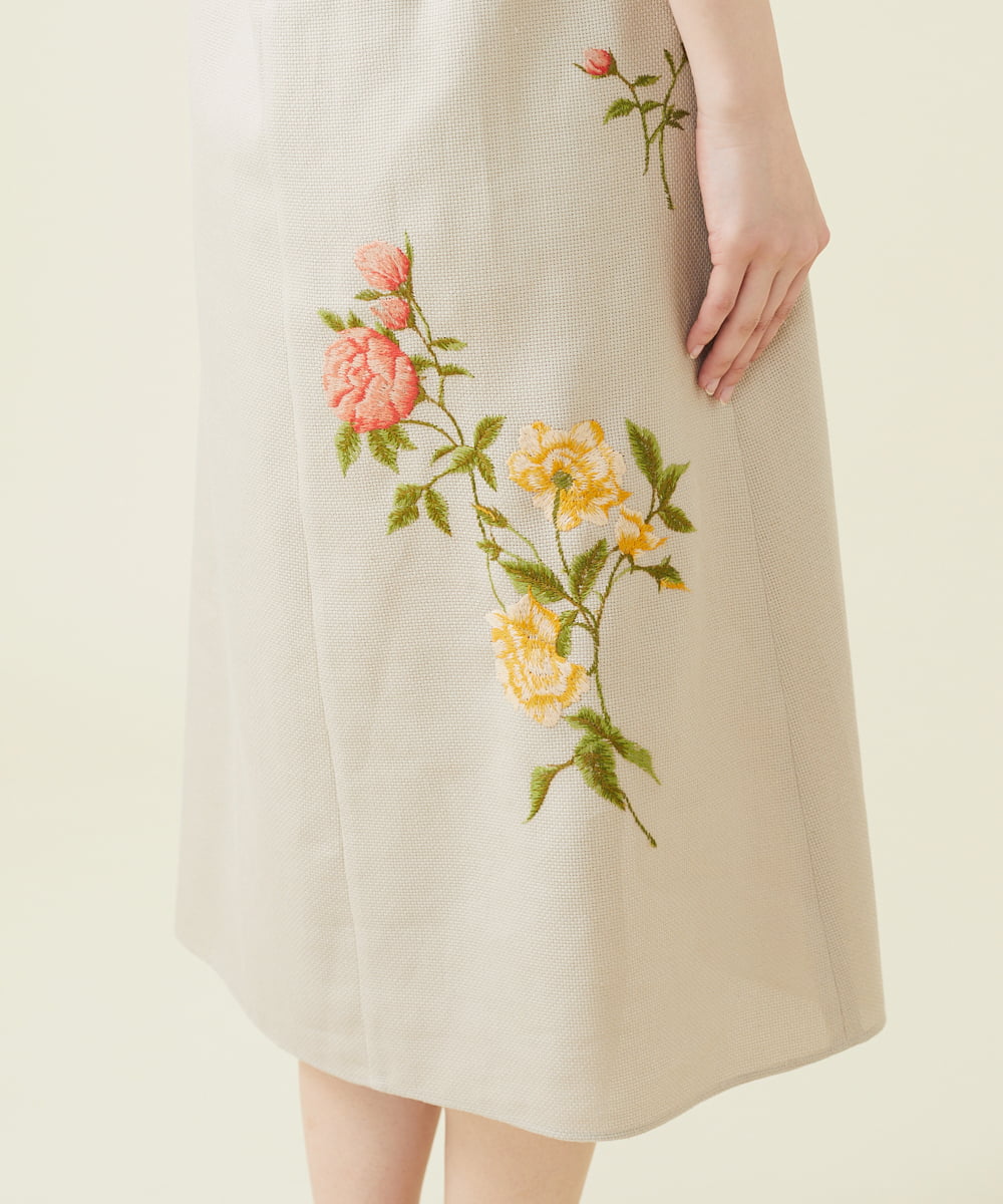 ローズ刺繍フレンチスリーブドレス(ワンピース) | Sybilla(シビラ 
